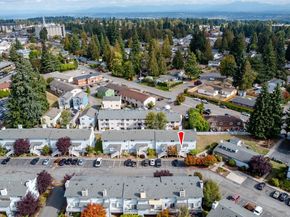 8823 Holly Drive F103, Everett WA 98208