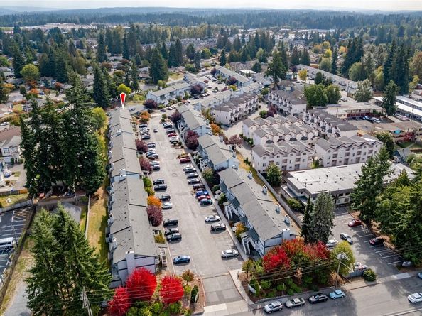 8823 Holly Drive F103, Everett WA 98208