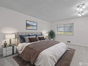 8823 Holly Drive F103, Everett WA 98208