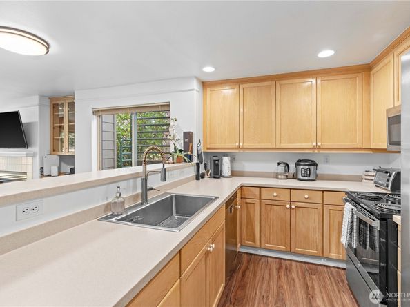 15335 Sunwood Boulevard C104, Tukwila WA 98188