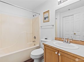 15335 Sunwood Boulevard C104, Tukwila WA 98188