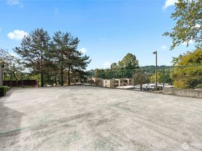 15335 Sunwood Boulevard C104, Tukwila WA 98188