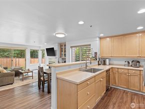 15335 Sunwood Boulevard C104, Tukwila WA 98188