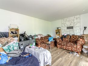 Undisclosed Address #2439550, Auburn WA 98001