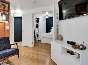 425 VINE Street 312, Seattle WA 98121