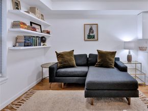 425 VINE Street 312, Seattle WA 98121