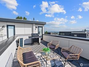 4521 Sunnyside Avenue N A, Seattle WA 98103