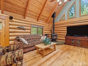 23312 77th Avenue SE, Woodinville WA 98072