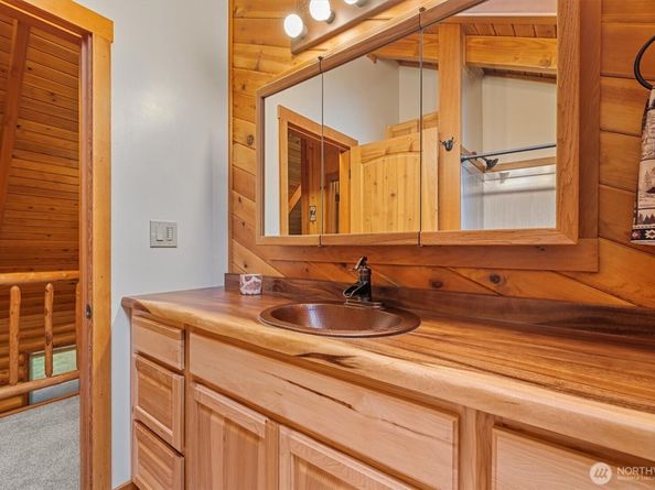 23312 77th Avenue SE, Woodinville WA 98072