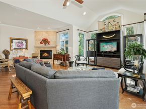 6105 155th Avenue SE, Bellevue WA 98006