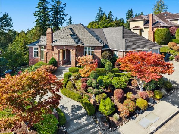 6105 155th Avenue SE, Bellevue WA 98006
