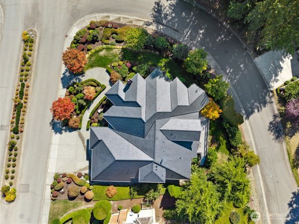 6105 155th Avenue SE, Bellevue WA 98006