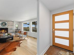 4878 Beach Drive SW, Seattle WA 98116