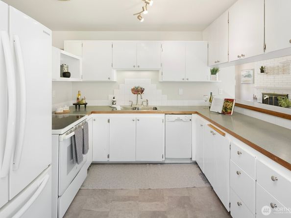4910 W View Drive, Everett WA 98203