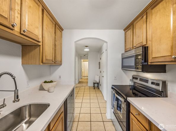 1723 13th Avenue S 404, Seattle WA 98144