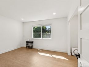 14803 113th Avenue NE, Kirkland WA 98034