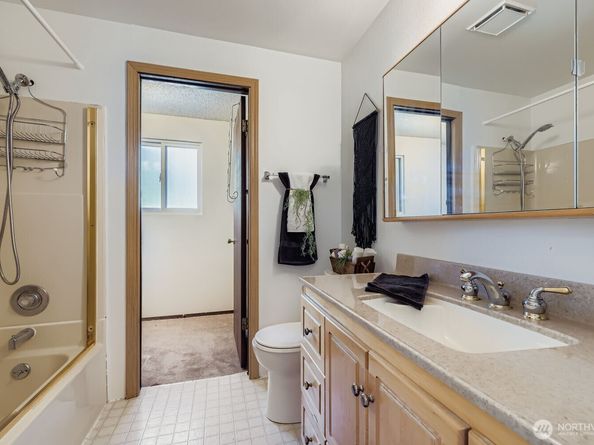 12635 NE 154th Street, Woodinville WA 98072