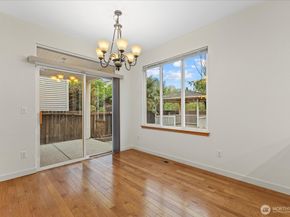 4925 NE 4th Place, Renton WA 98059