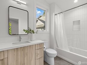 8314 28th Avenue NE, Seattle WA 98115