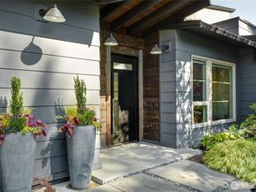 11116 SE 4th Street, Bellevue WA 98004