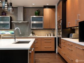 11116 SE 4th Street, Bellevue WA 98004