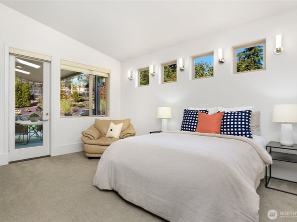 11116 SE 4th Street, Bellevue WA 98004