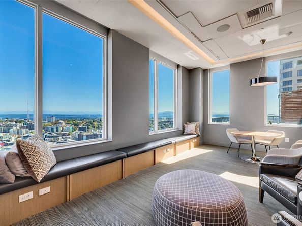 1321 Seneca Street 2103, Seattle WA 98101