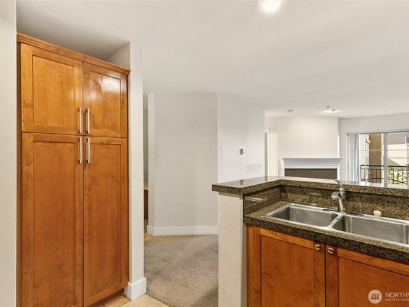 123 Queen Anne Avenue N 304, Seattle WA 98109