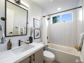 3625 Wallingford Avenue N B, Seattle WA 98103