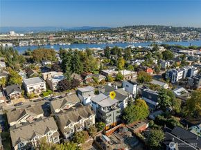 3625 Wallingford Avenue N B, Seattle WA 98103