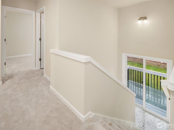 2117 SW 103rd Place, Seattle WA 98146