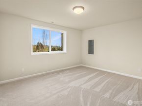 2117 SW 103rd Place, Seattle WA 98146