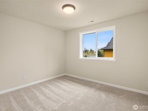 2117 SW 103rd Place, Seattle WA 98146