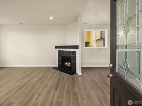 2117 SW 103rd Place, Seattle WA 98146