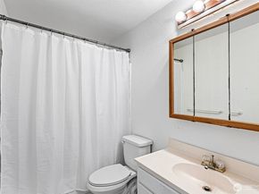 22977 Marine View Dr S C104, Des Moines WA 98198