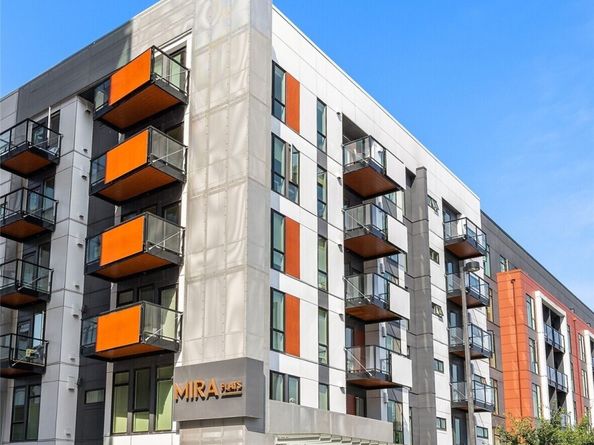 1085 103rd Avenue NE 310, Bellevue WA 98004