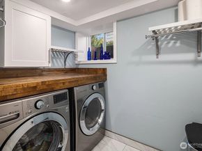 6924 38th Avenue SW, Seattle WA 98126