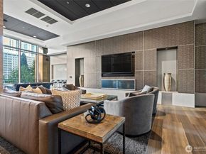 10616 NE 9th Place TH4, Bellevue WA 98004