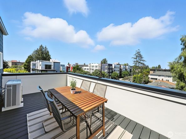 9018 13th Avenue NW C, Seattle WA 98117