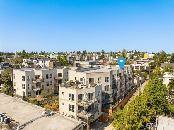 4020 Aurora Avenue N 411, Seattle WA 98103