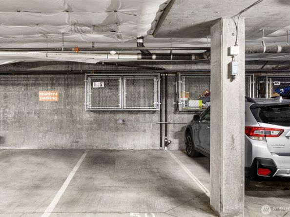 4020 Aurora Avenue N 411, Seattle WA 98103