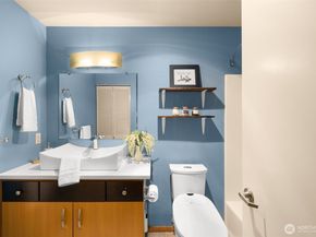 4020 Aurora Avenue N 411, Seattle WA 98103