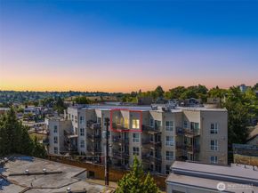 4020 Aurora Avenue N 411, Seattle WA 98103