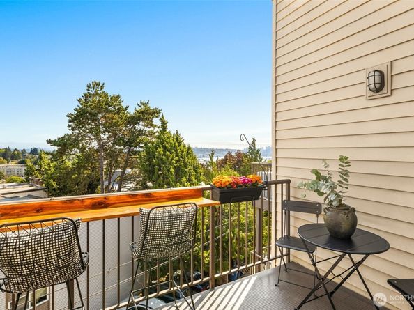 4020 Aurora Avenue N 411, Seattle WA 98103