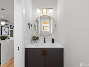 9228 22nd Avenue SW B, Seattle WA 98106