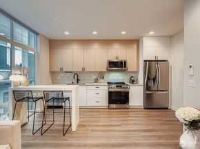 1605 S Washington St F, Seattle WA 98144
