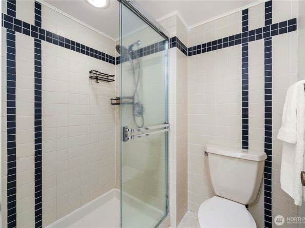 31611 37th Avenue SW, Federal Way WA 98023