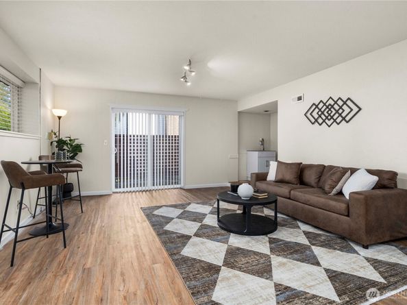 31611 37th Avenue SW, Federal Way WA 98023