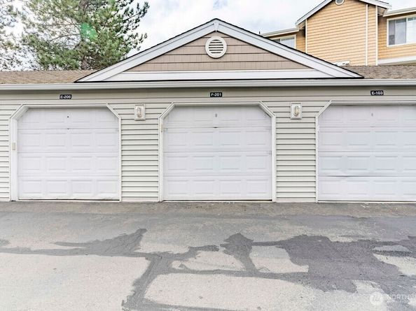 5400 Harbour Pointe Boulevard F201, Mukilteo WA 98275
