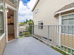 5400 Harbour Pointe Boulevard F201, Mukilteo WA 98275